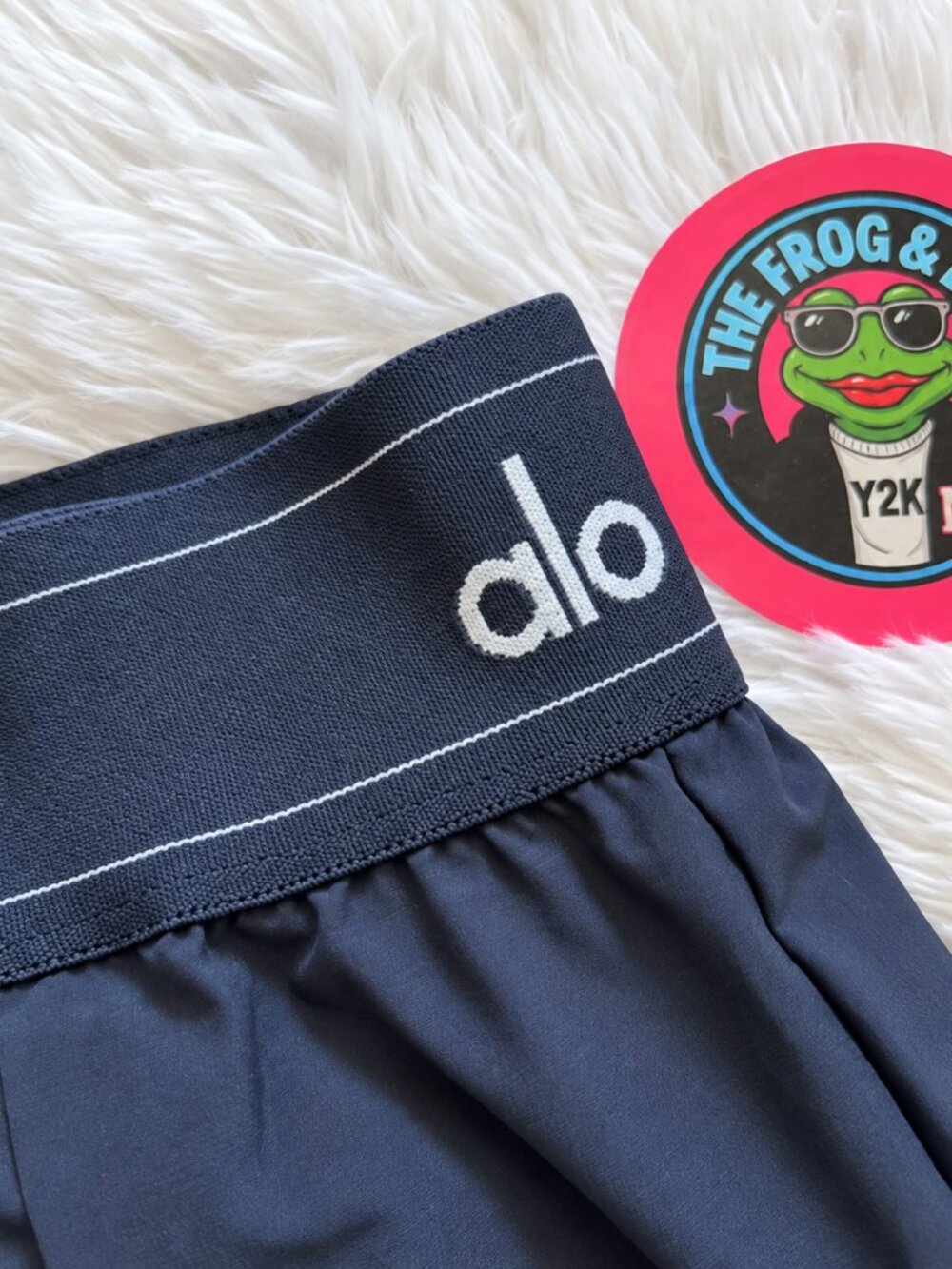 NWT Alo Yoga Suit Up Trouser Regular Navy Sizes S M L - Picture 6 of 8